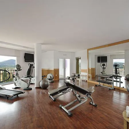 Radisson Sas El Marques & Hotel 4*