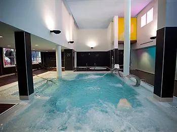 Radisson Sas El Marques & Hotel 4*